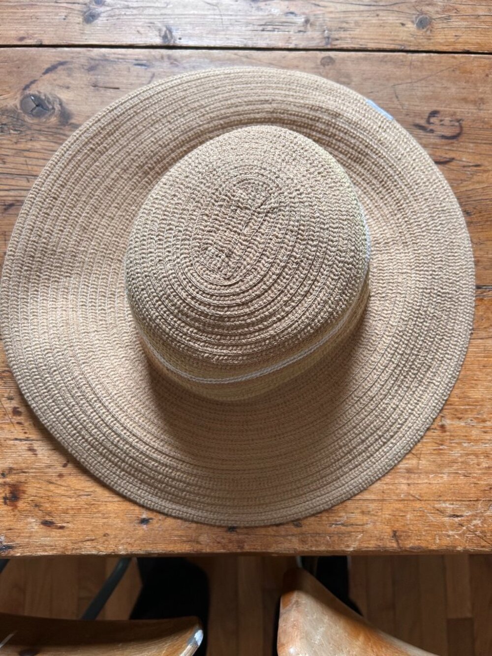 Columbia Sun Hat with SPF - Picture 2 of 5